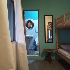 Habitación Económica con 2 Camas Individuales